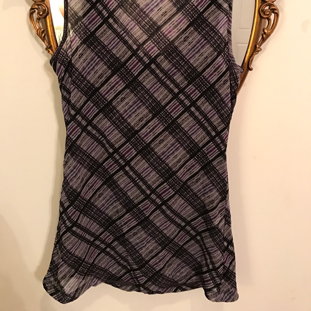 Express ruffle top - Picture 4 of 5